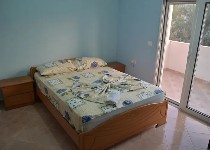 Mana Apartments