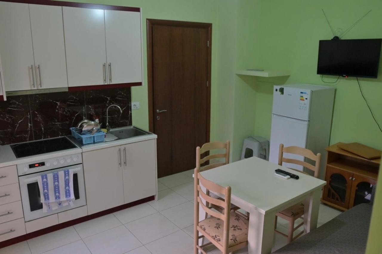 Apartment Mana *