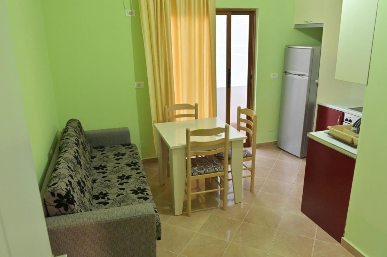 Apartment Mana *